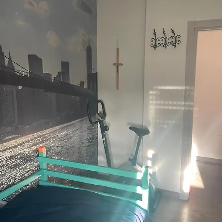 Casa Biancola, Centro *