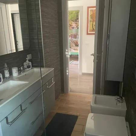 شقة Casa Biancola, Centro نوفارا